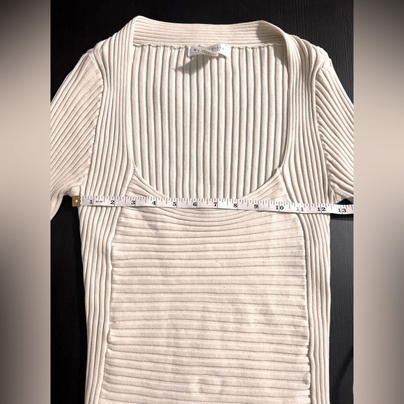 White House Black Market long sleeve scoop neckline ribbed top sz Large - Picture 4 of 4